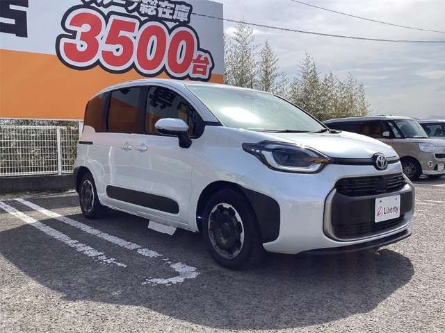 SIENTA HYBRID