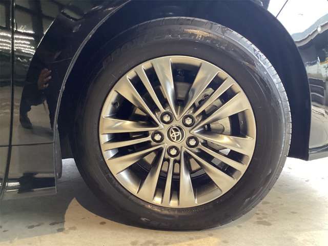 ALPHARD hybrid