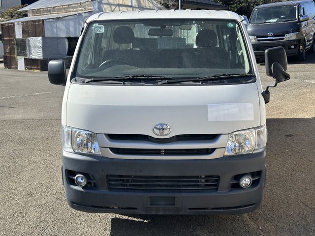 HIACE van 2WD