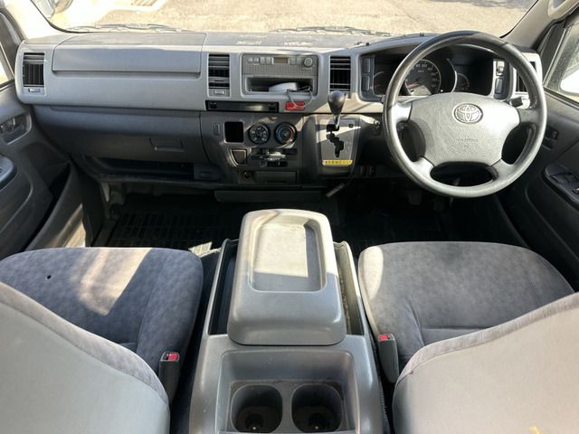 HIACE van 2WD