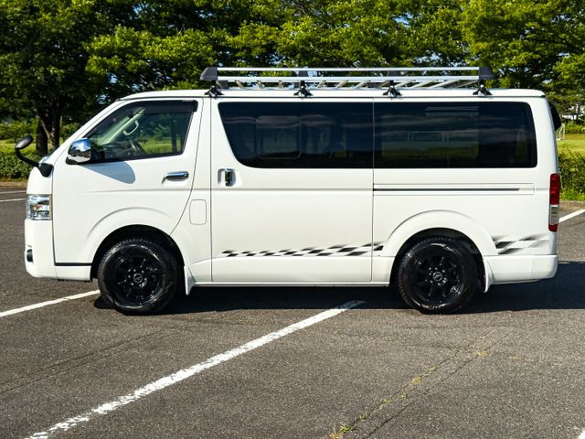 HIACE van 4WD