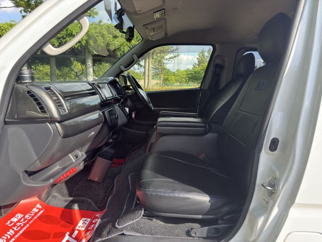 HIACE van 4WD