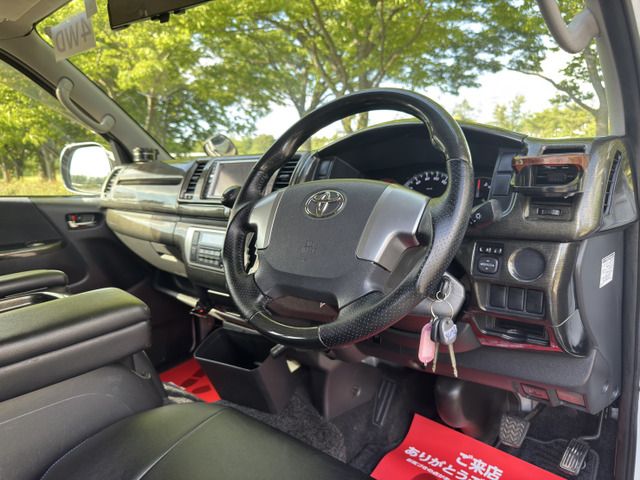 HIACE van 4WD