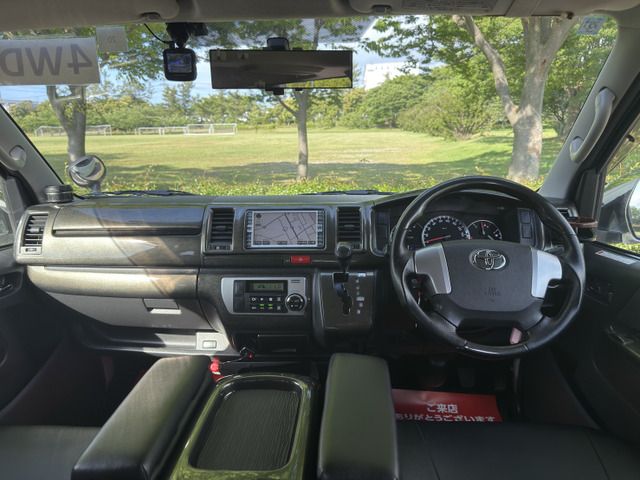 HIACE van 4WD