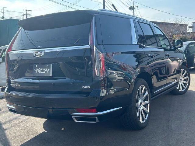 CADILLAC ESCALADE