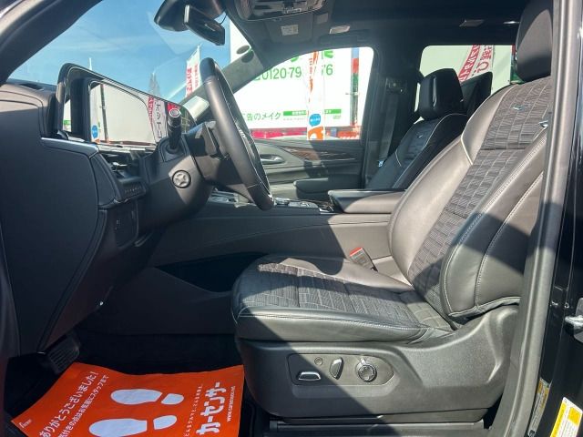 CADILLAC ESCALADE