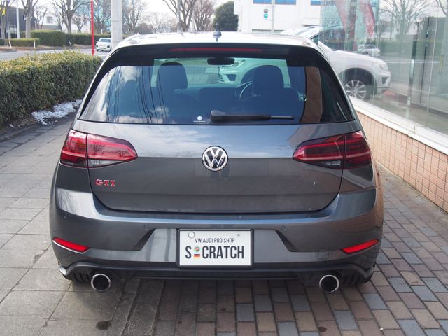VOLKSWAGEN GOLF GTI