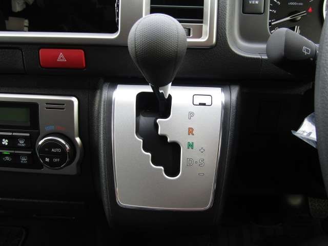 HIACE wagon 4WD