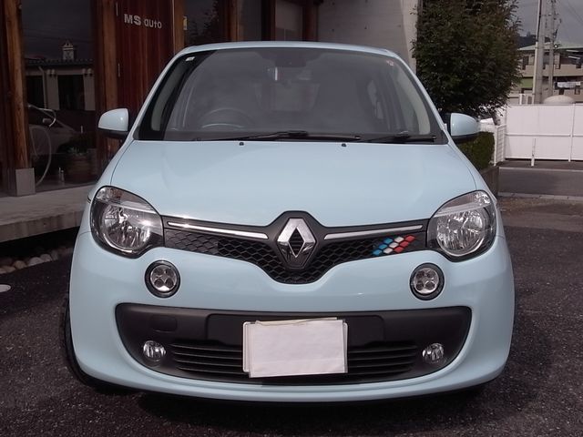 RENAULT TWINGO