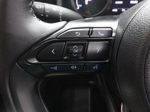 YARIS CROSS HYBRID