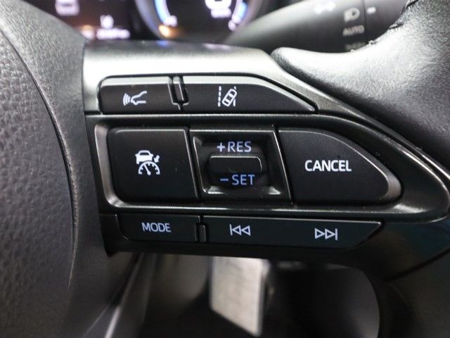 YARIS CROSS HYBRID