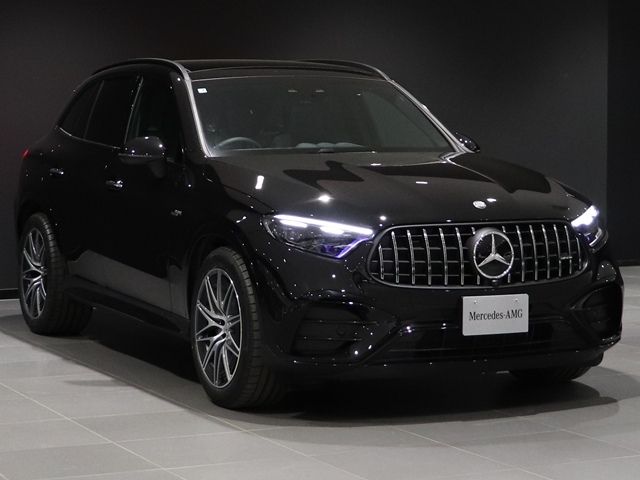 MERCEDES AMG GLC-class