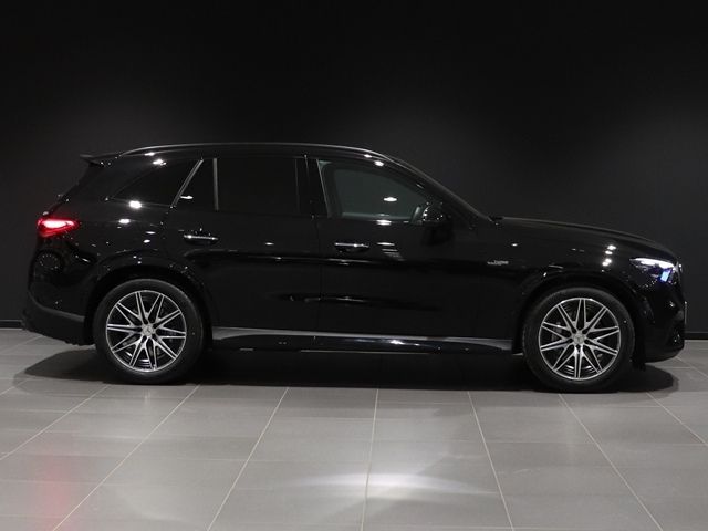 MERCEDES AMG GLC-class