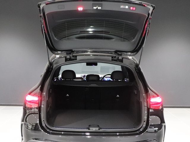 MERCEDES AMG GLC-class