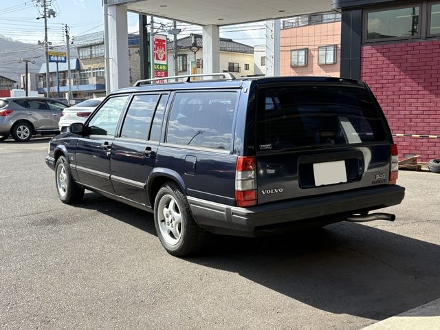 VOLVO 940 ESTATE