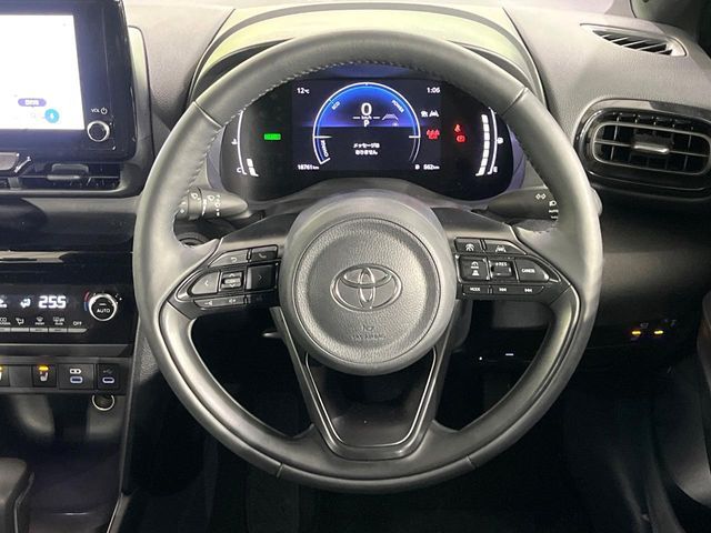 YARIS CROSS HYBRID