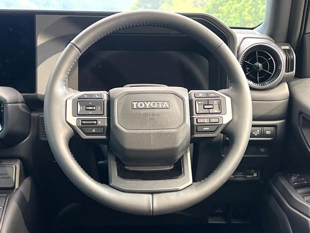 LANDCRUISER 250