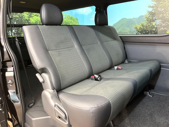 HIACE van 2WD