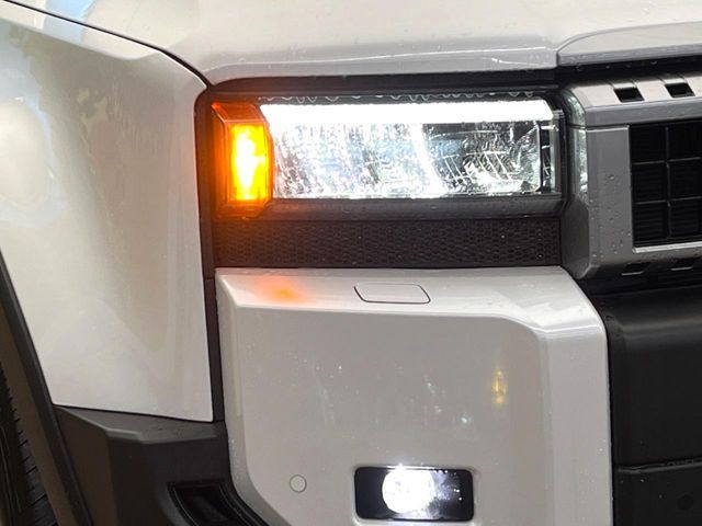 LANDCRUISER 250