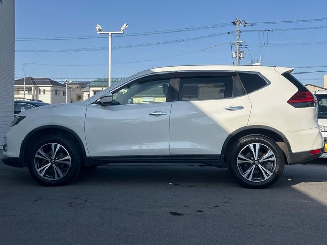 X-TRAIL 2WD