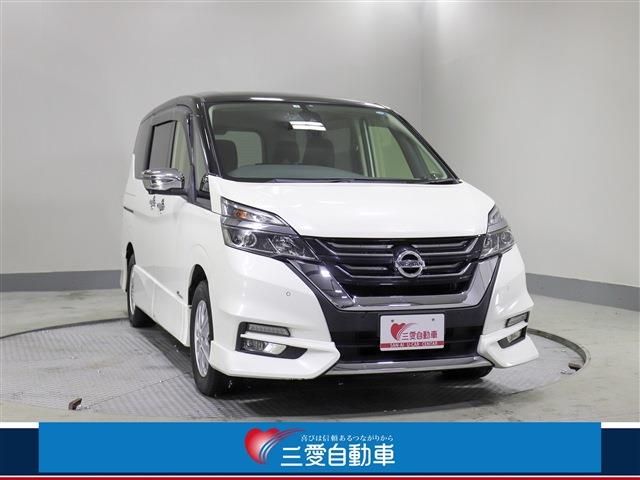 SERENA S-HYBRID 4WD