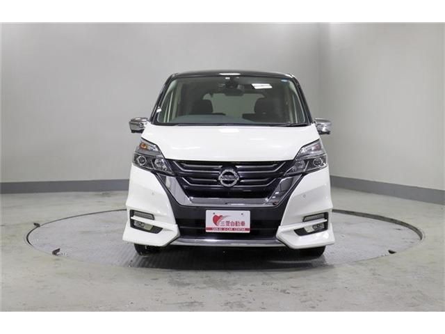 SERENA S-HYBRID 4WD