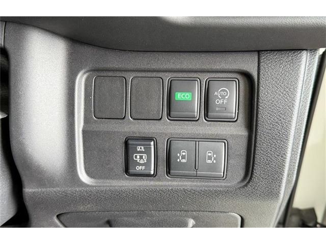 SERENA S-HYBRID 4WD
