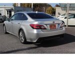 CROWN sedan hybrid