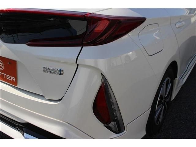 PRIUS PHV