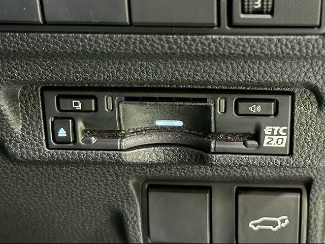 COROLLA CROSS HYBRID
