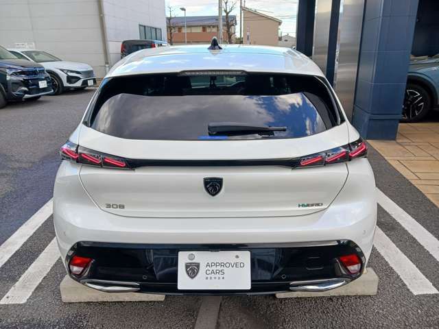 PEUGEOT 308