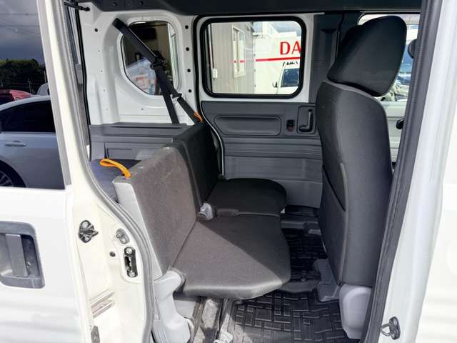 N-VAN