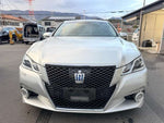 CROWN sedan