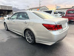 CROWN sedan