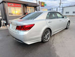 CROWN sedan