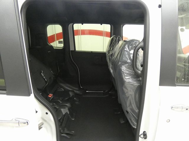 N BOX CUSTOM 4WD