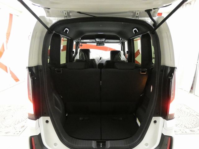 N BOX CUSTOM 4WD