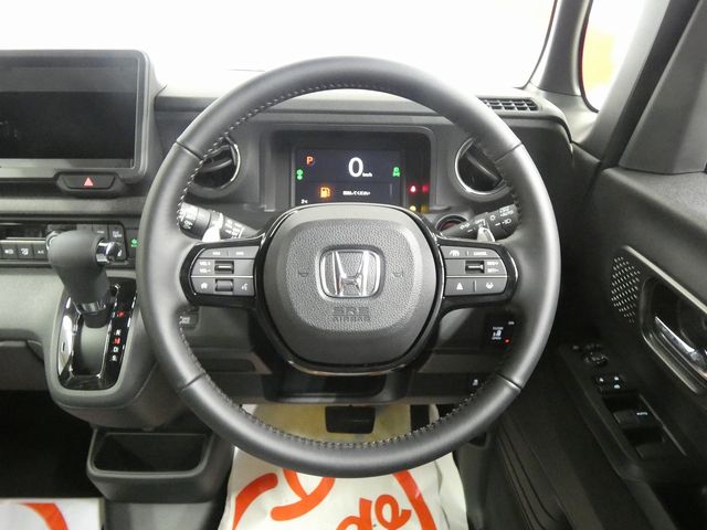 N BOX CUSTOM 4WD