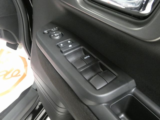 N BOX CUSTOM 4WD
