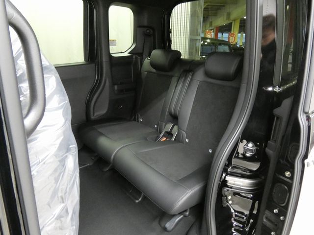 N BOX CUSTOM 4WD