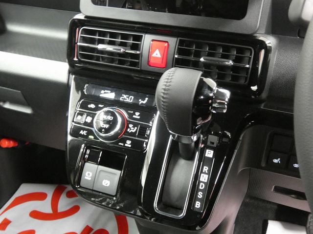 TANTO CUSTOM 4WD
