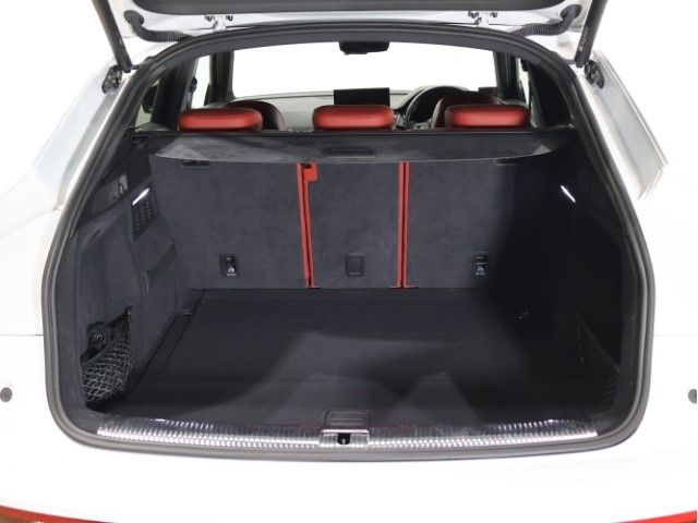 AUDI SQ5 SPORTBACK