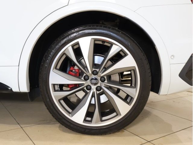 AUDI SQ5 SPORTBACK