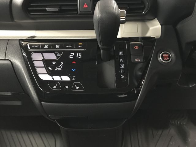 DELICA MINI