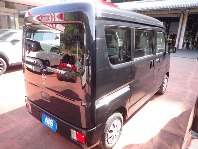 CLIPPER van
