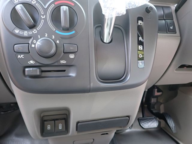 CLIPPER van