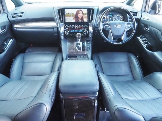 VELLFIRE  HYBRID 4WD