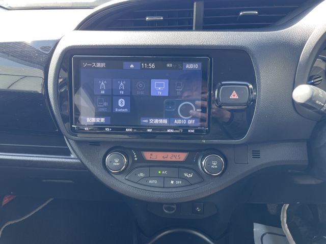 VITZ HYBRID
