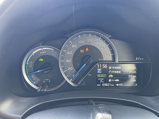 VITZ HYBRID