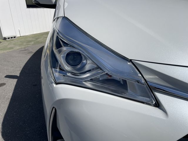 VITZ HYBRID